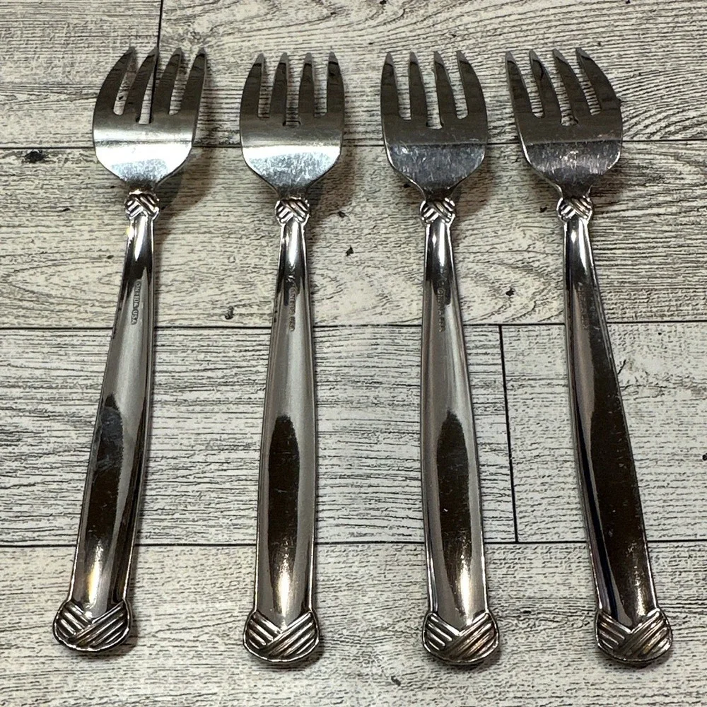 Oneida USA Rattan Stainless Steel Shiny Silver Etched Flatware 4PC Vintage Forks